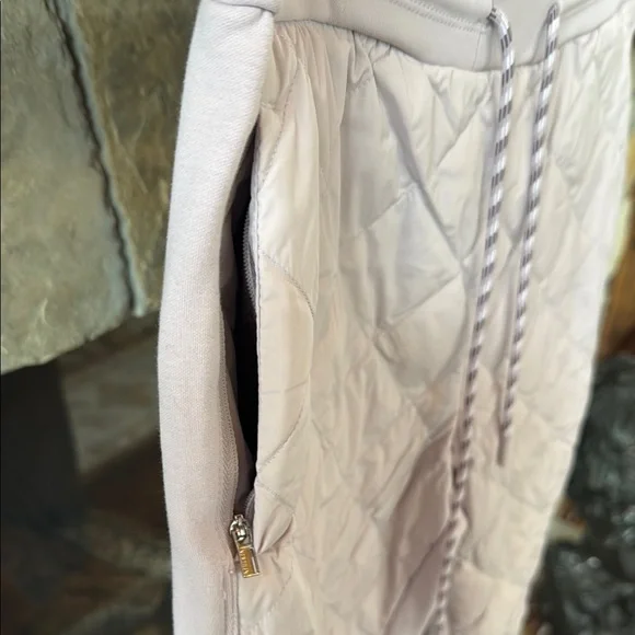 Athleta Cozy Rosey Lavender Sm zip Fleece Jacket and Quilted jogger Pants Set 8 - Picture 7 of 16